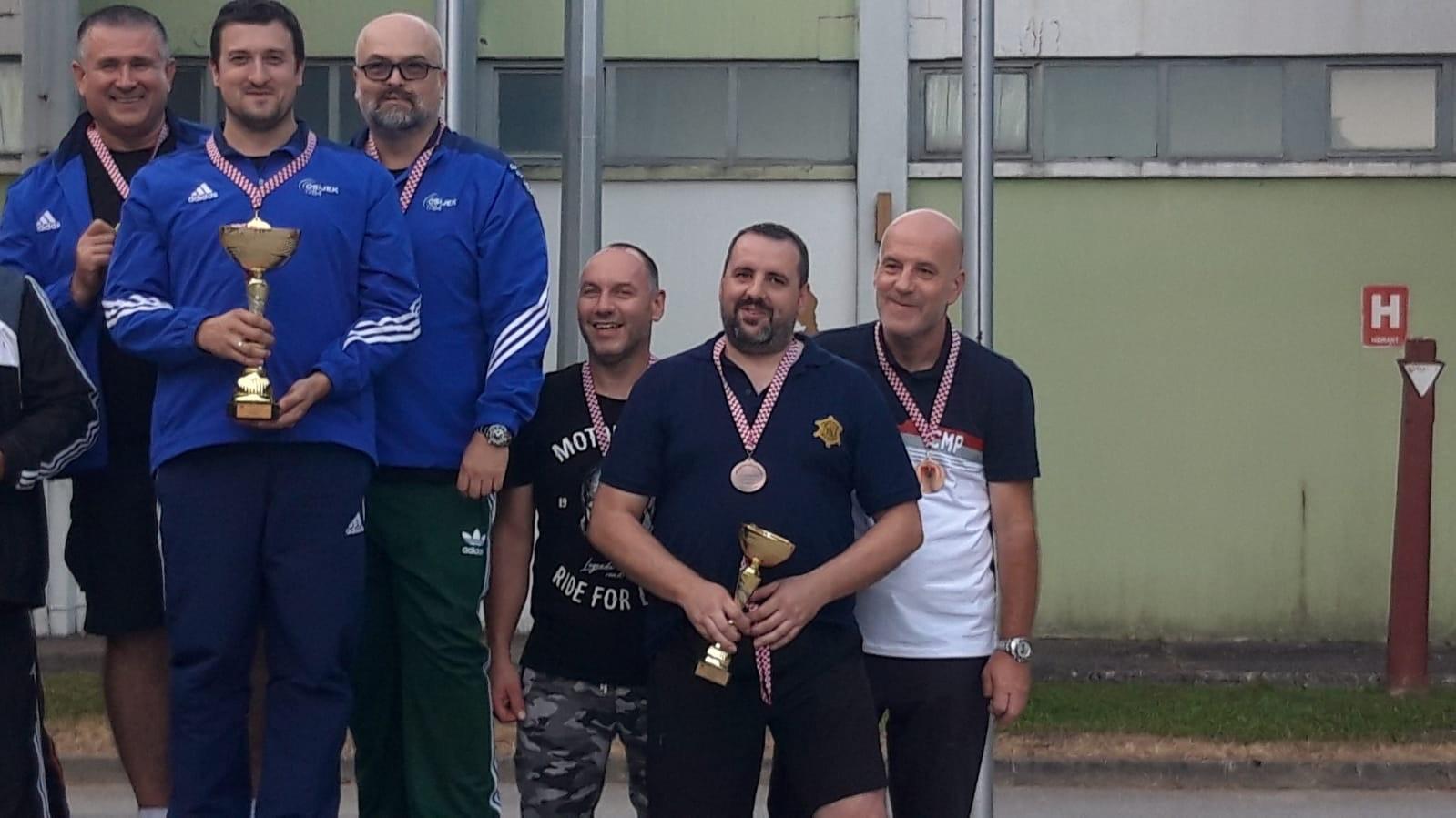 Streljački klub istra marčana treći i drugi na prvenstvu hrvatske u streljaštvu