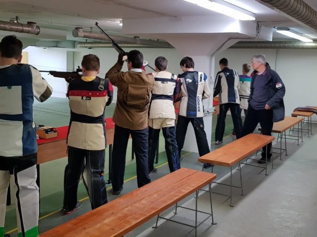 Strijelci streljaštva na županijskom natjecanju u puli 2019